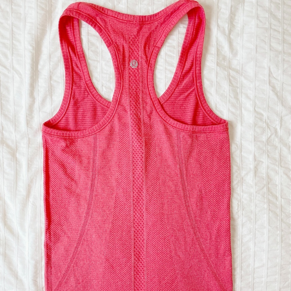 Lululemon Swiftly Rech Racerback Tank - Picture 2 of 4